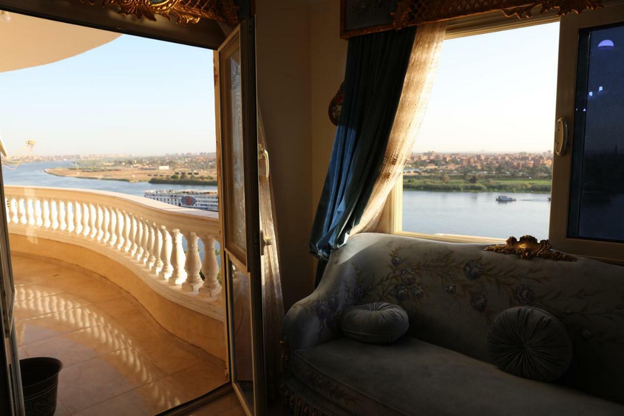 Maadi, Direct Nile River View From All Rooms Cairo Ngoại thất bức ảnh