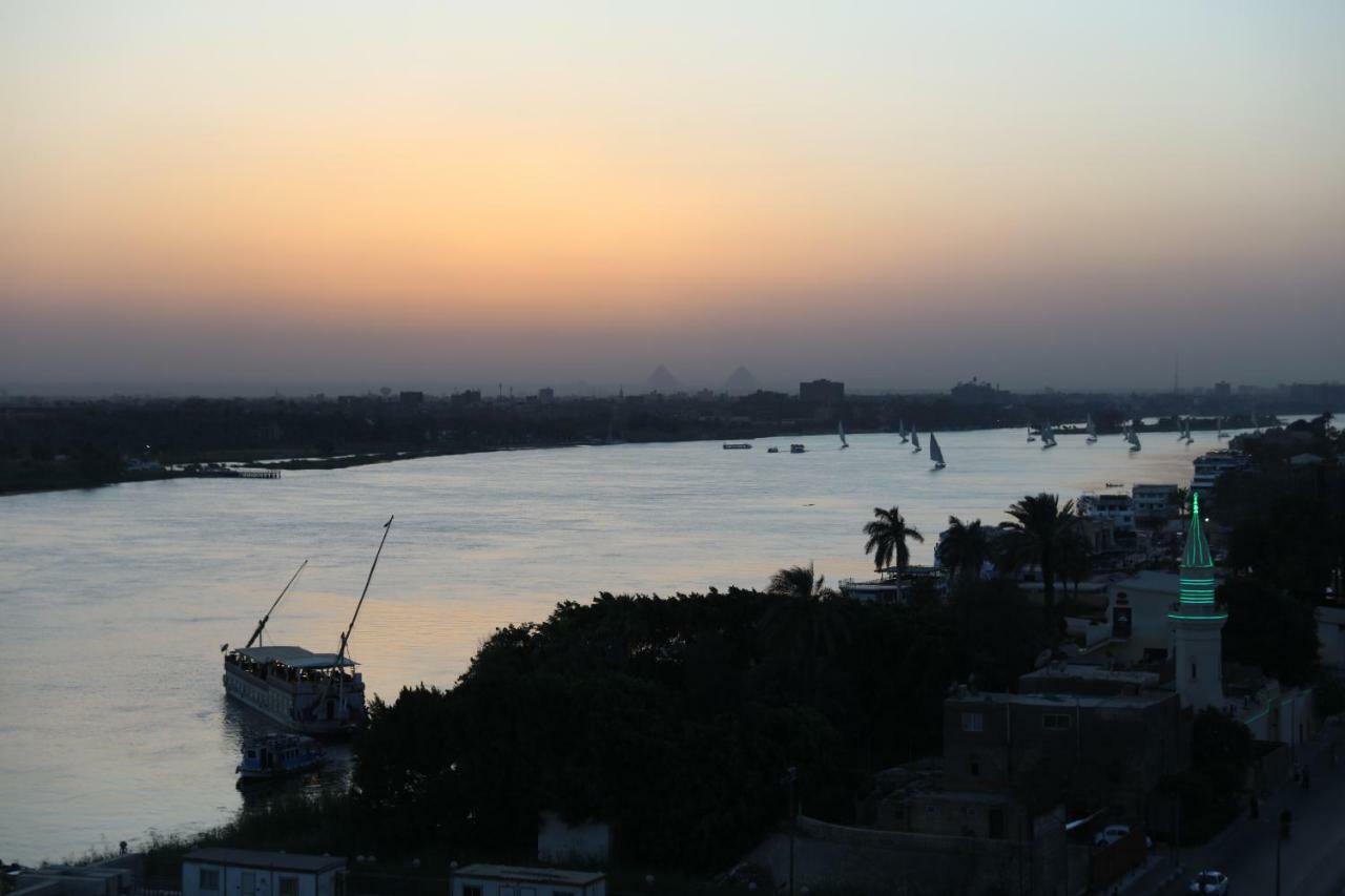 Maadi, Direct Nile River View From All Rooms Cairo Ngoại thất bức ảnh