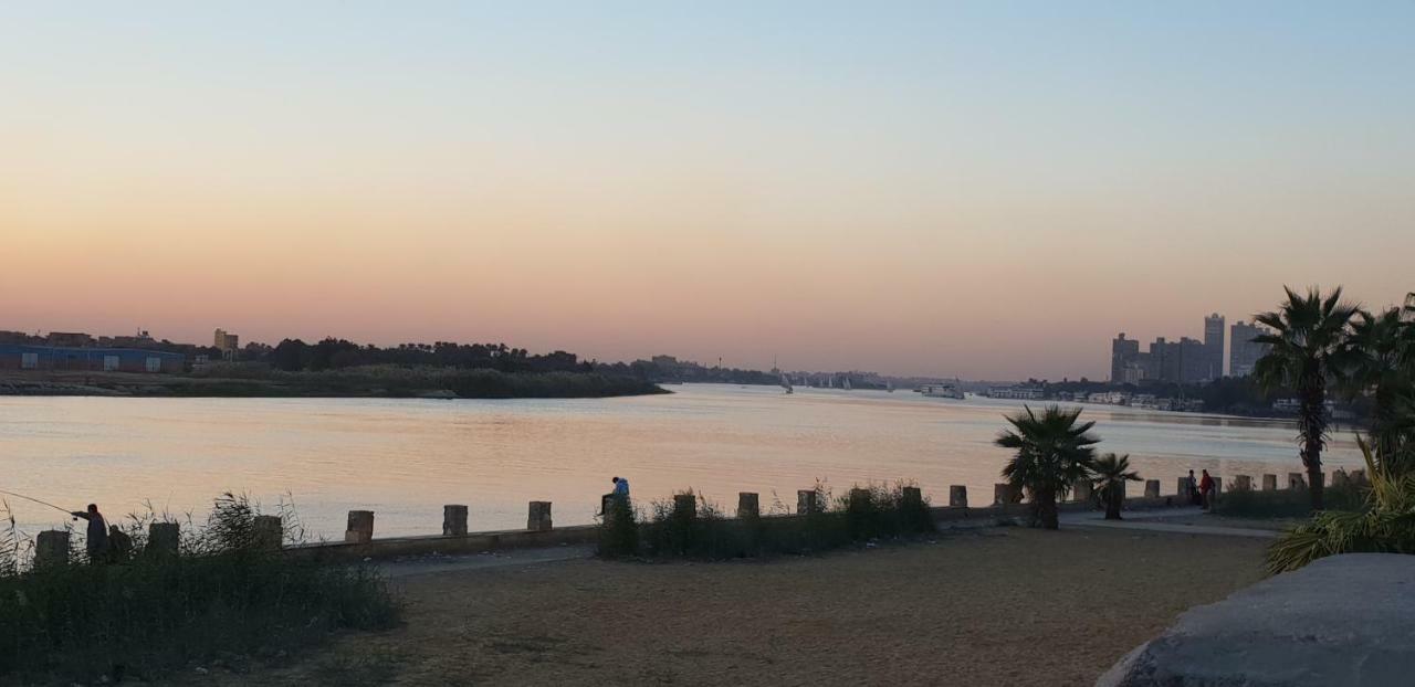 Maadi, Direct Nile River View From All Rooms Cairo Ngoại thất bức ảnh