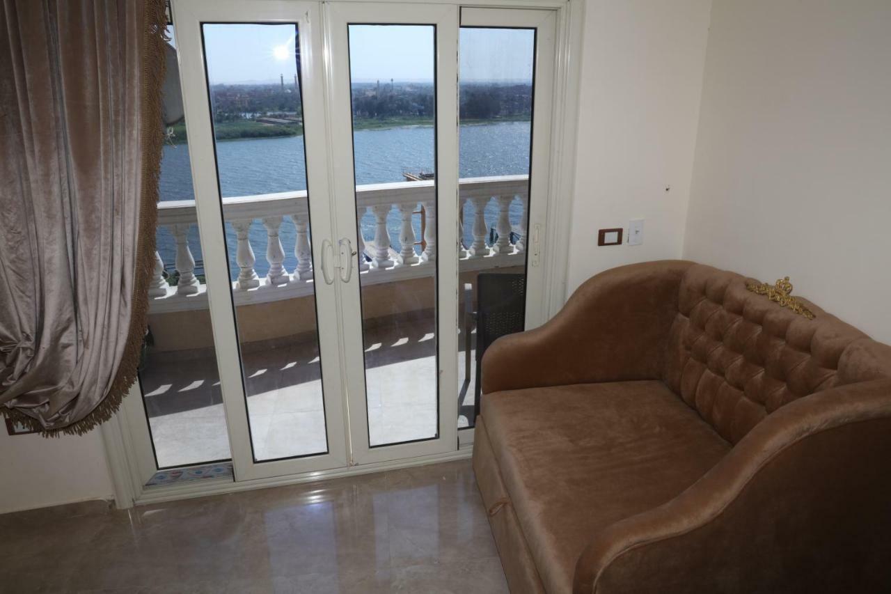 Maadi, Direct Nile River View From All Rooms Cairo Ngoại thất bức ảnh